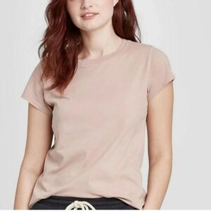 NWT 4 Universal Thread Women's T-Shirt Size Small